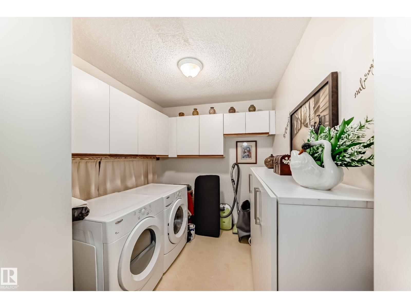 #403 11020 19 AV NW NW - 44
