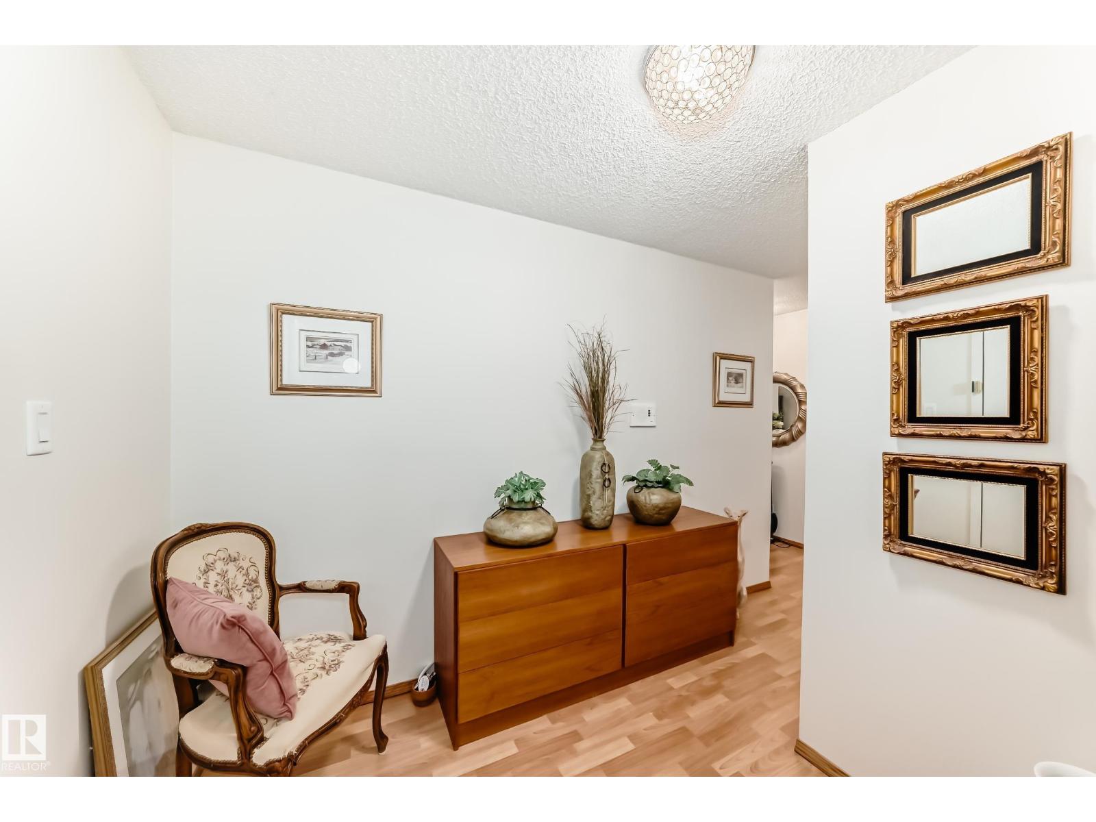 #403 11020 19 AV NW NW - 48