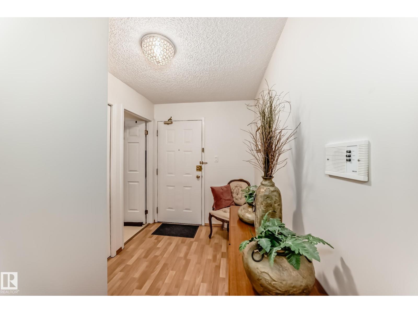 #403 11020 19 AV NW NW - 6