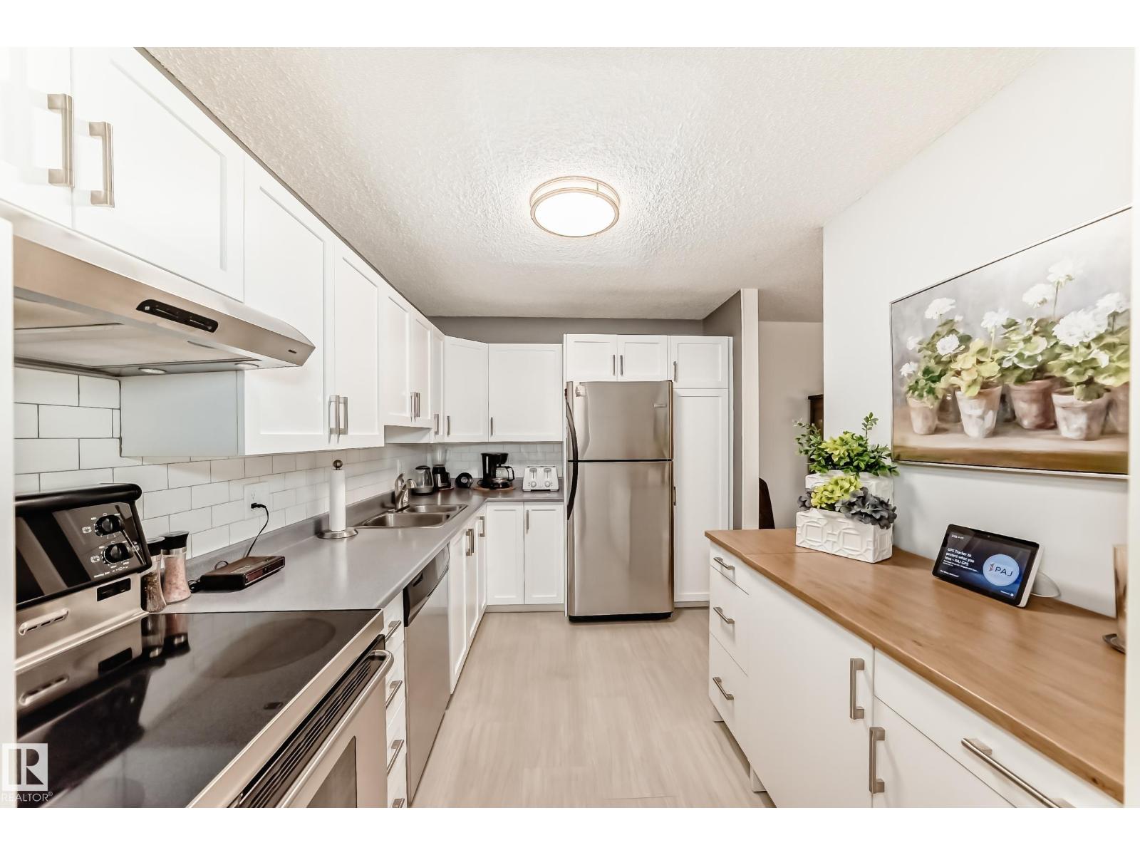 #403 11020 19 AV NW NW - 9