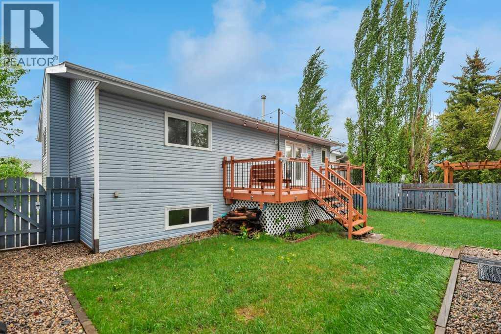 119 Strathaven Crescent - photo 3
