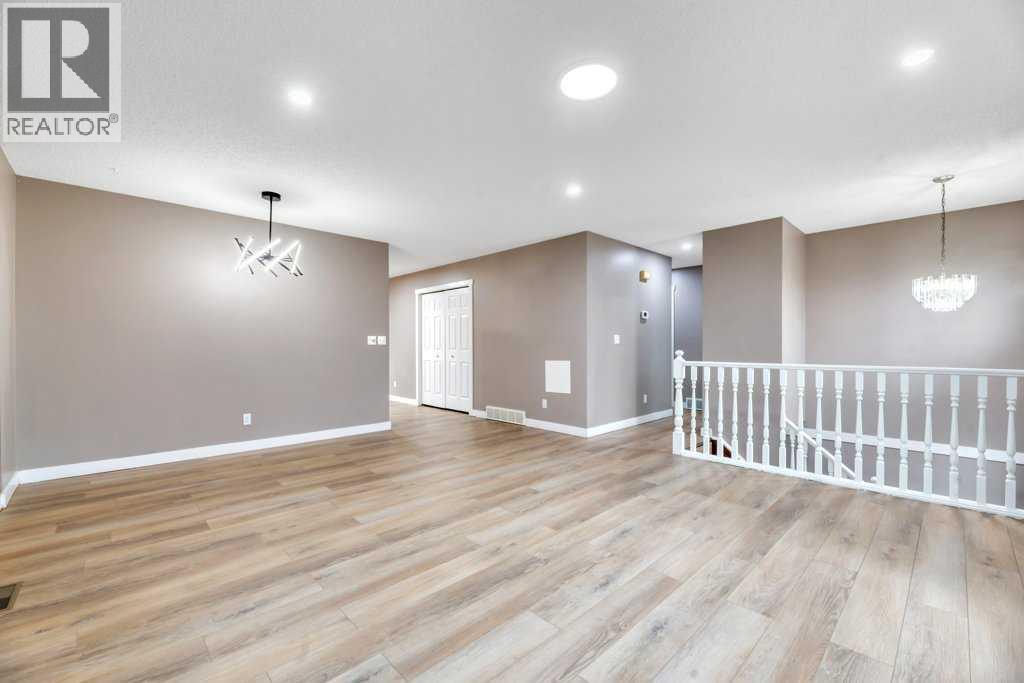 119 Strathaven Crescent — photo 11