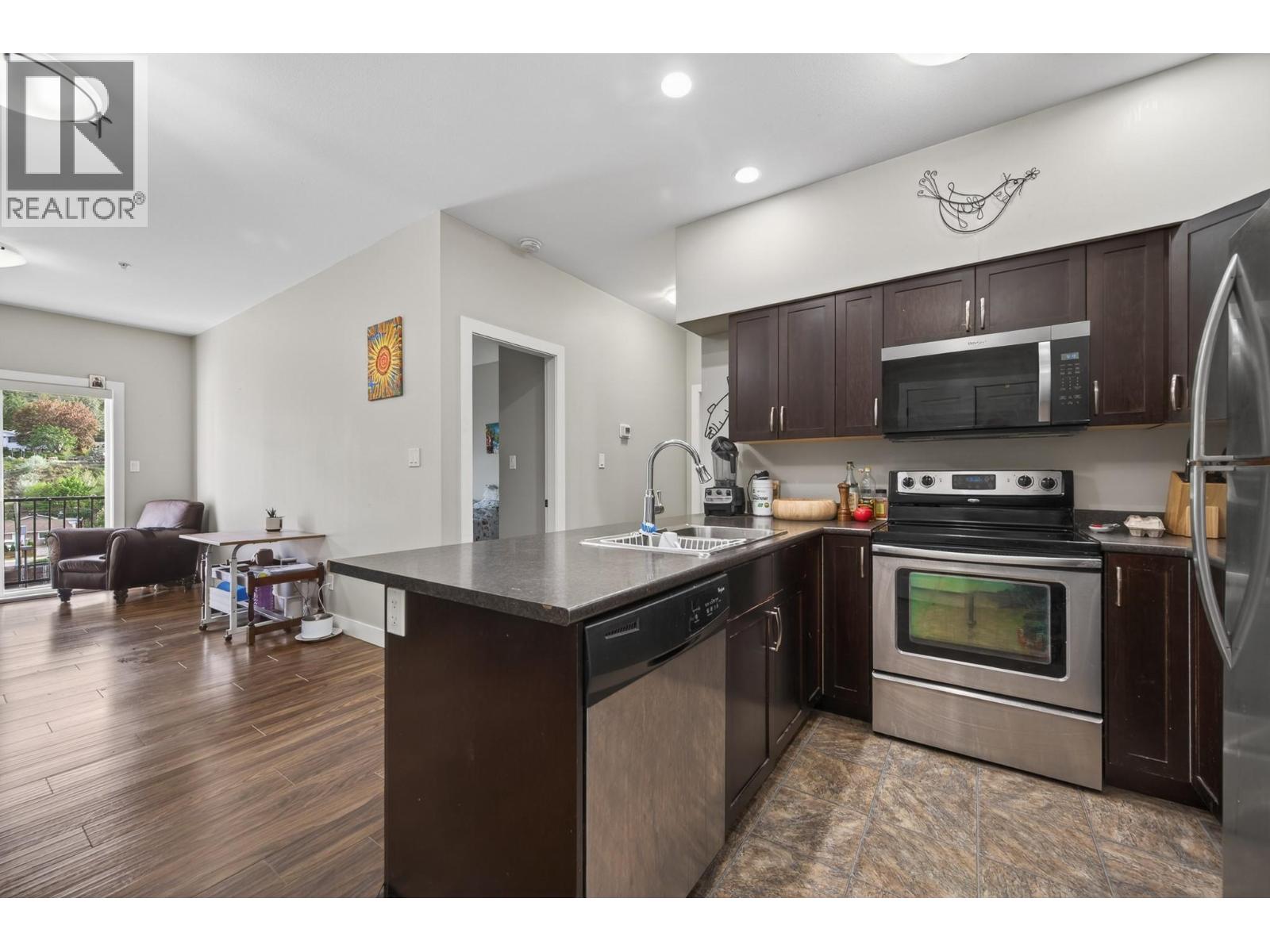 #403 5170 DALLAS Drive - 2