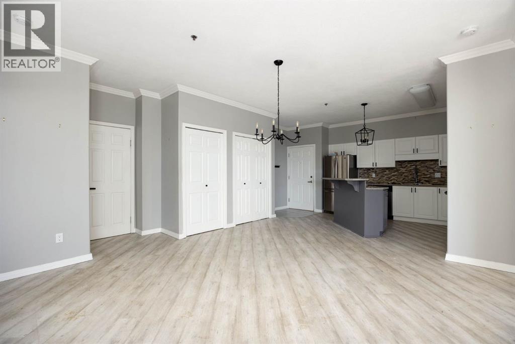 201, 1095 Timberline Drive — photo 8