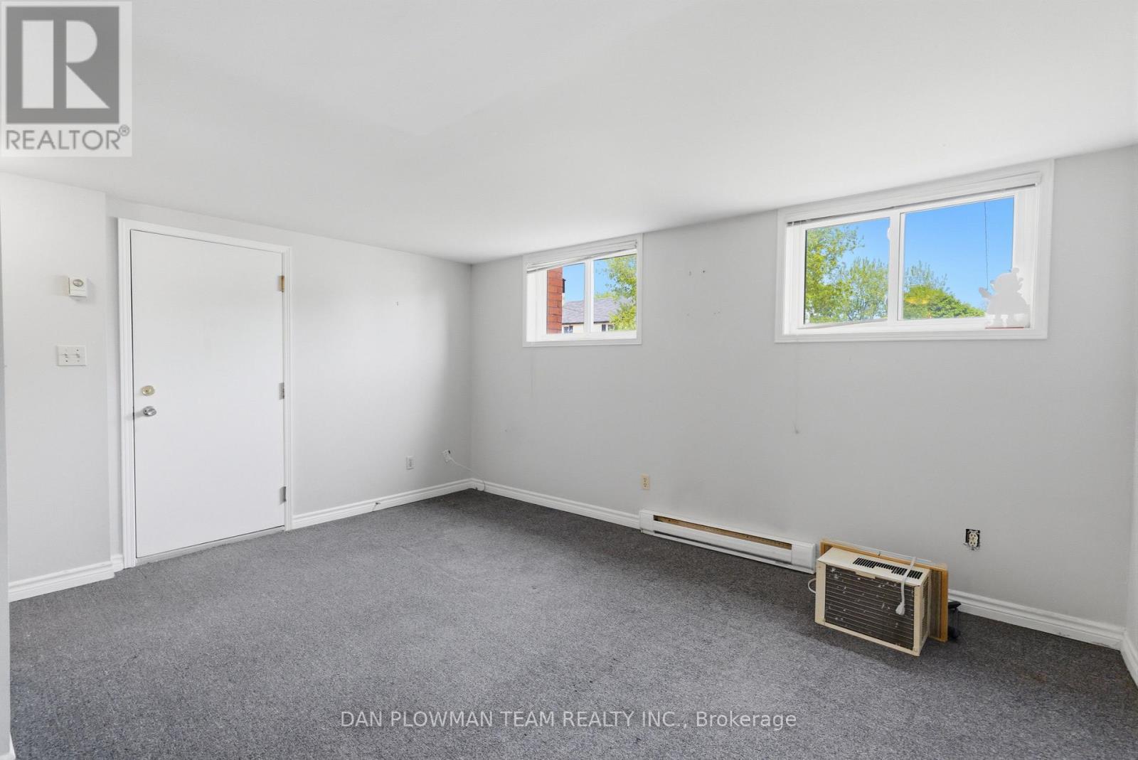 176 NASSAU STREET - 13