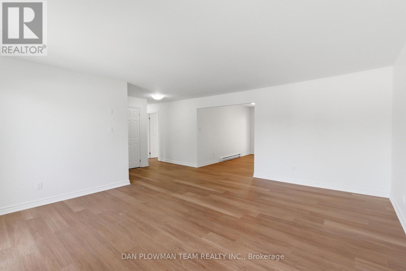 176 NASSAU STREET - 19
