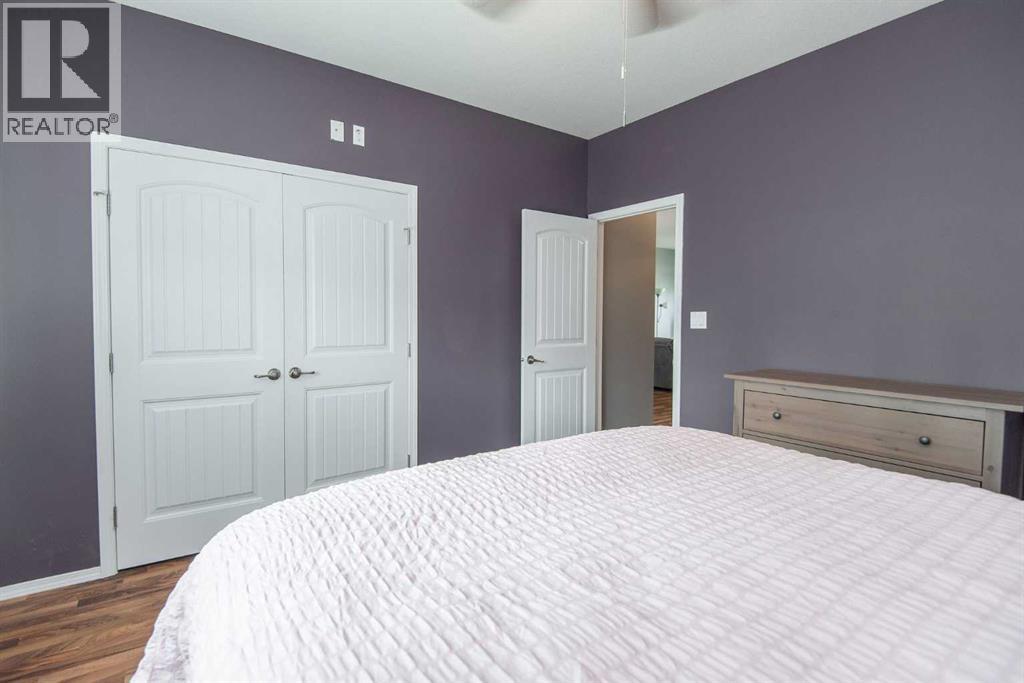 6 Castella Crescent — photo 16