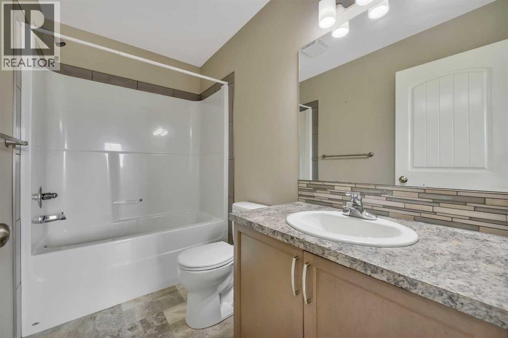 1002 Minto Street — photo 12