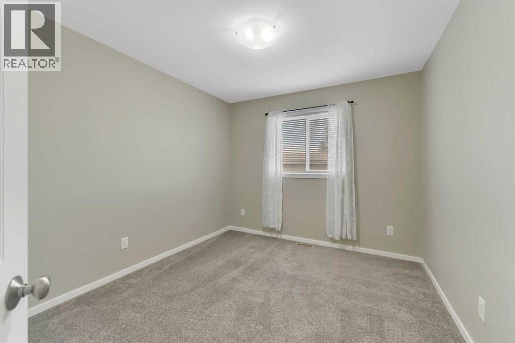 1002 Minto Street — photo 13