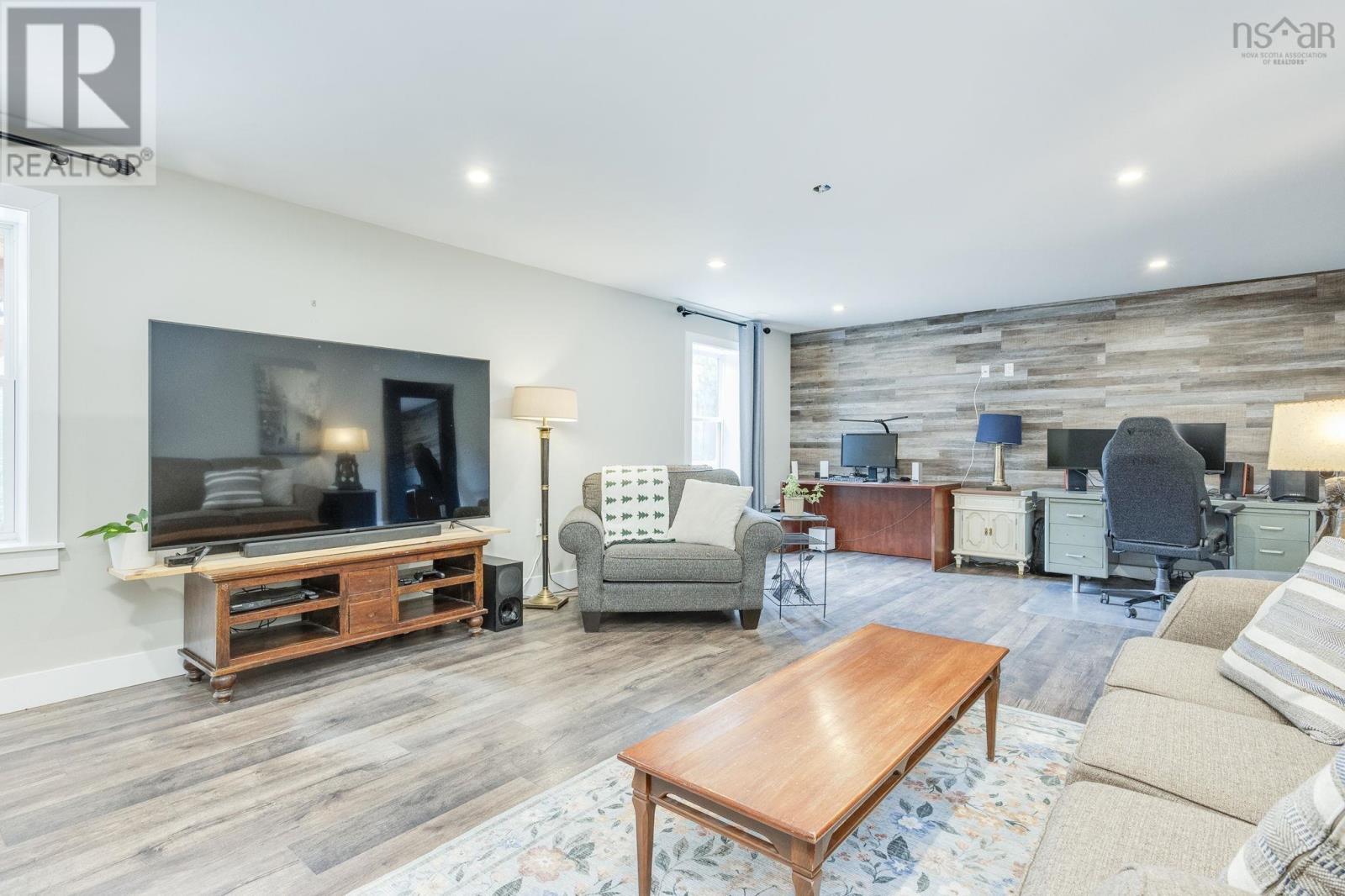 Property 32 of 50 of 86 Pineo Street