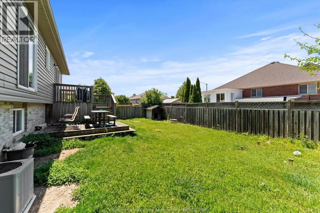 4697 HELSINKI CRESCENT - 27
