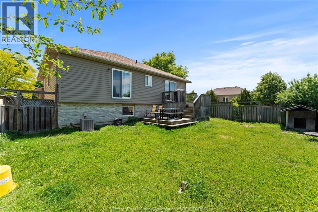 4697 HELSINKI CRESCENT - 29