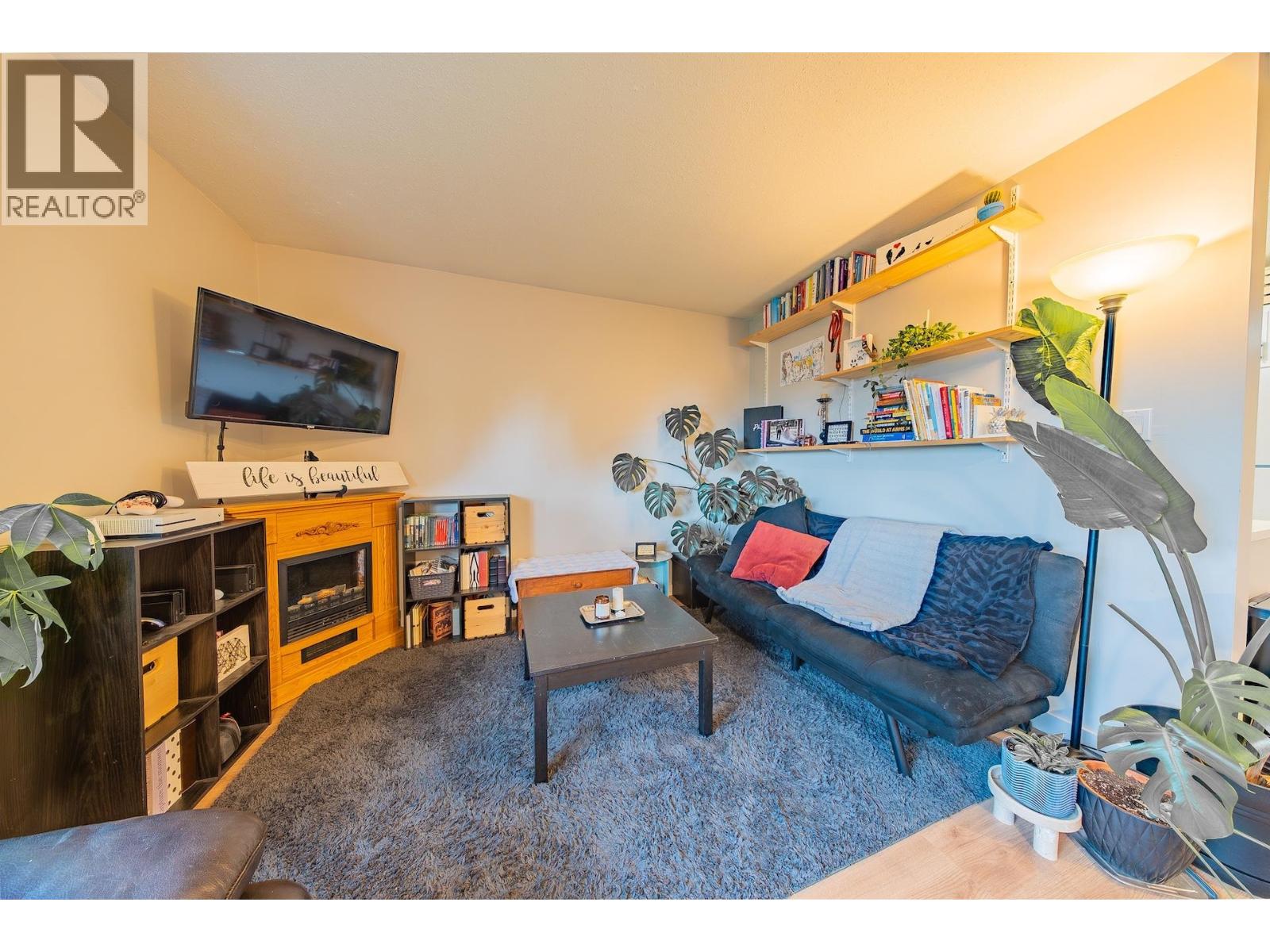 #B 10307 90 STREET - 13