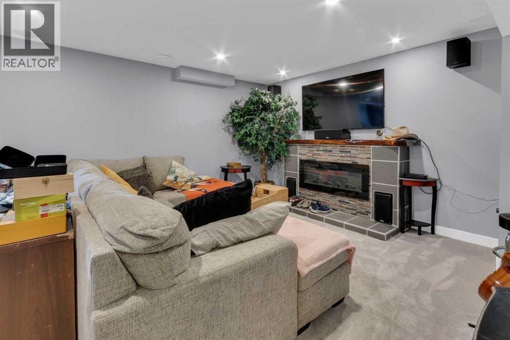1112 Iron Landing Way - 34