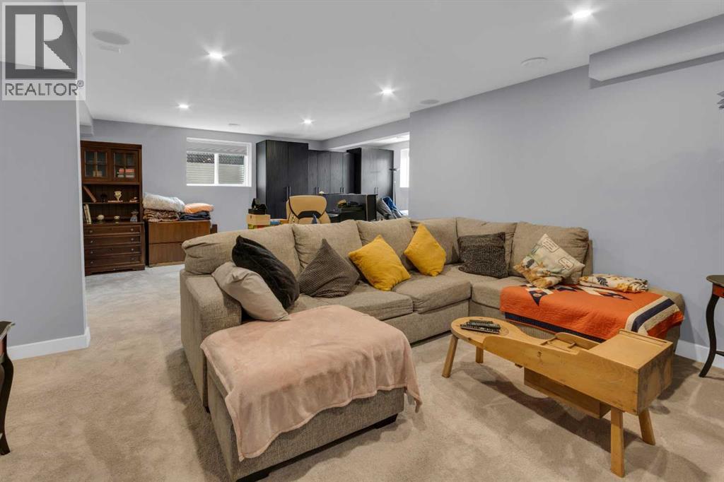1112 Iron Landing Way - 35