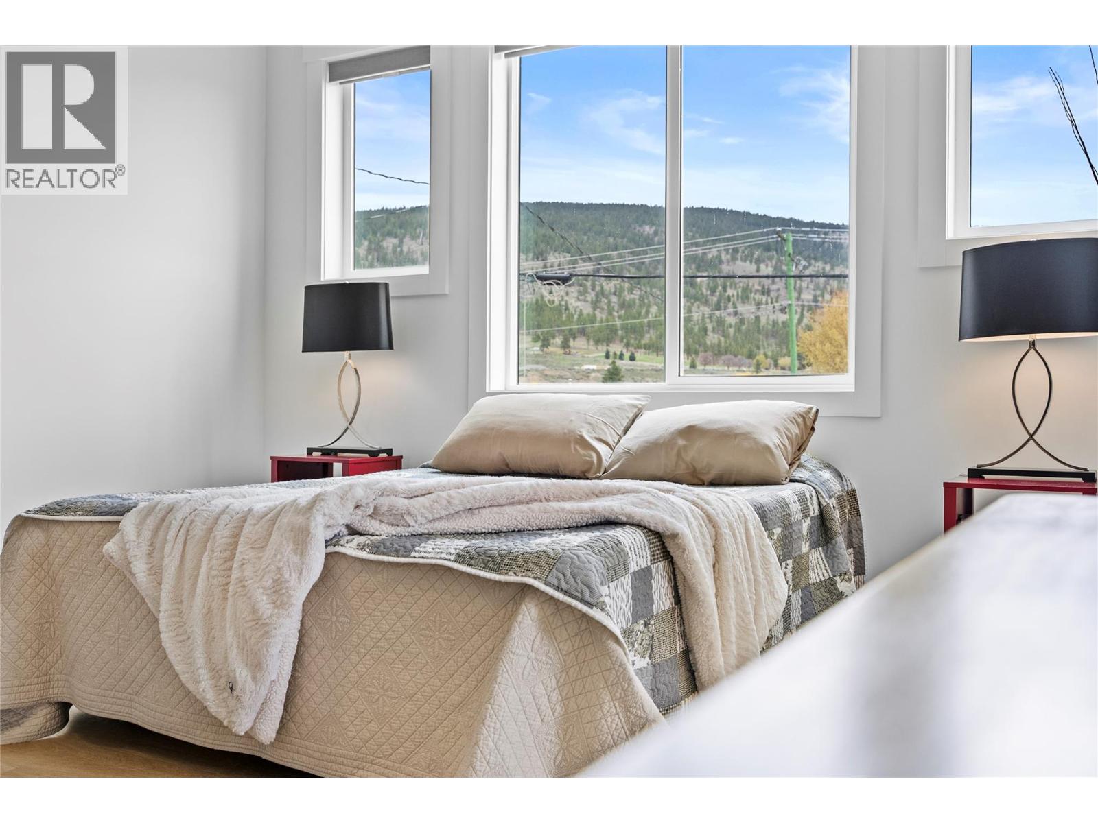 1788 Nicola Avenue - 20