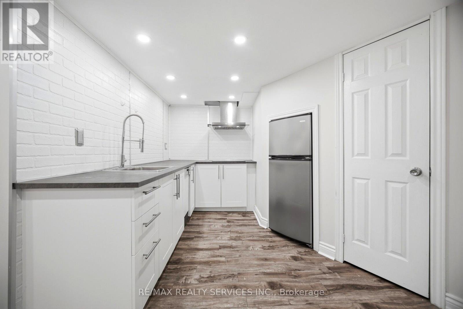 104 SUNDRIDGE STREET - 37