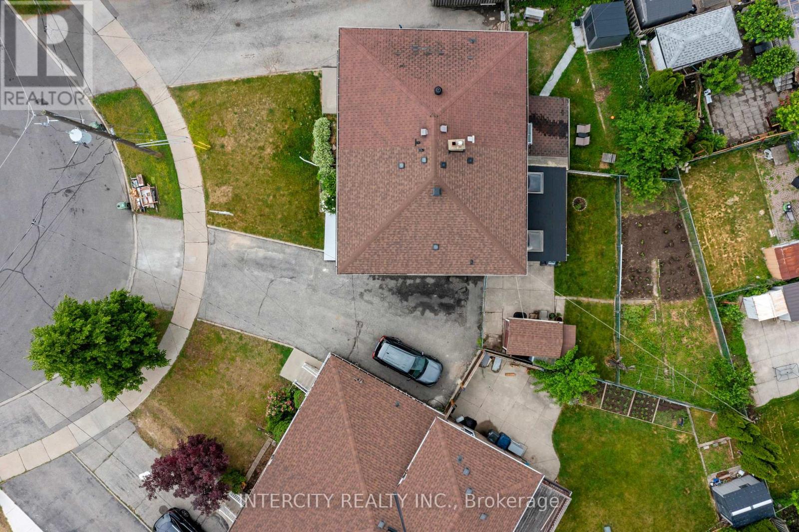 48 GOLDSBORO ROAD - 34