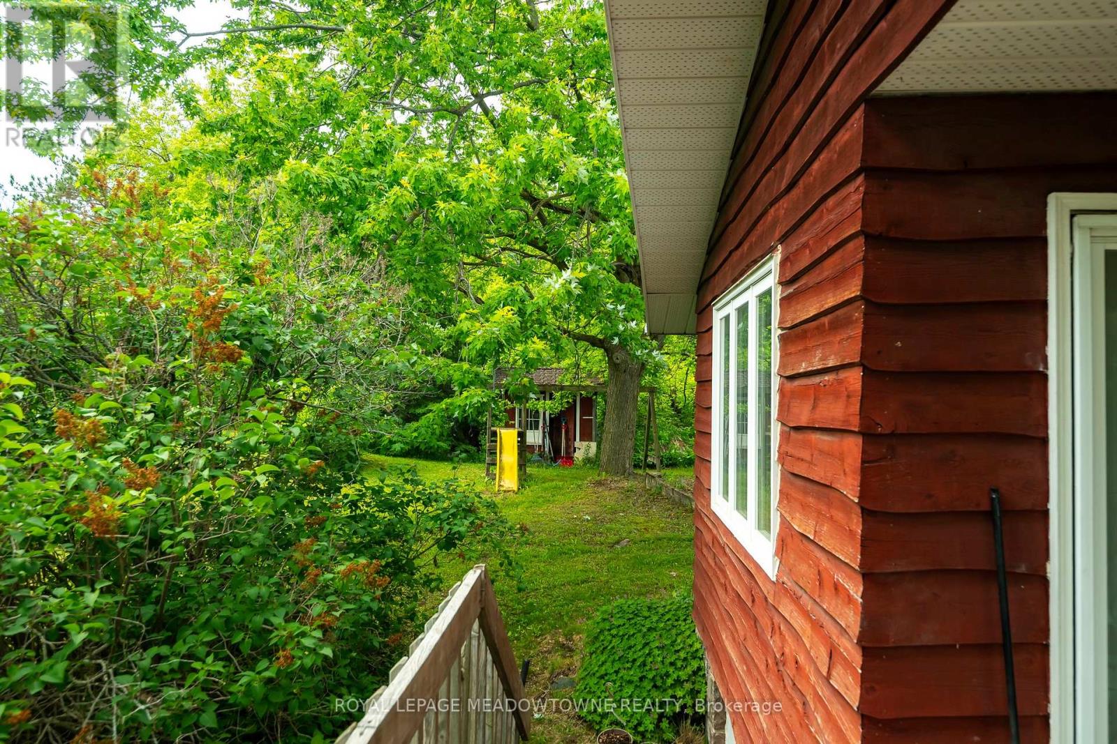 3574 ESCARPMENT SIDE ROAD - 32