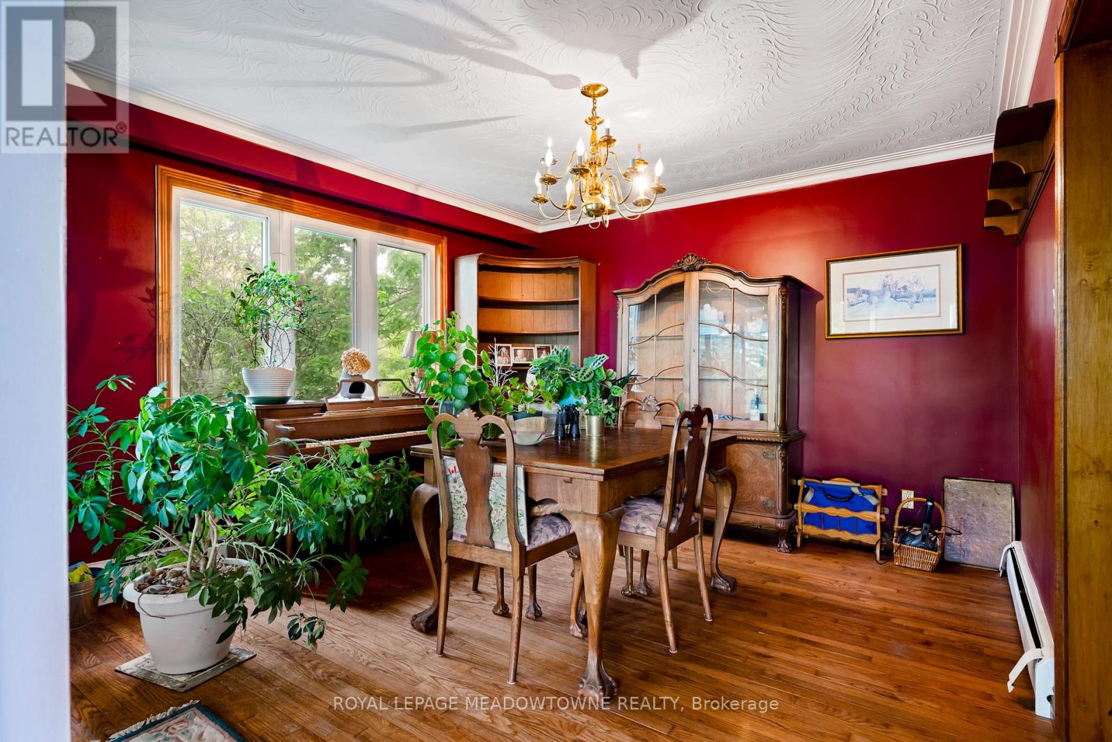 3574 ESCARPMENT SIDE ROAD - 41