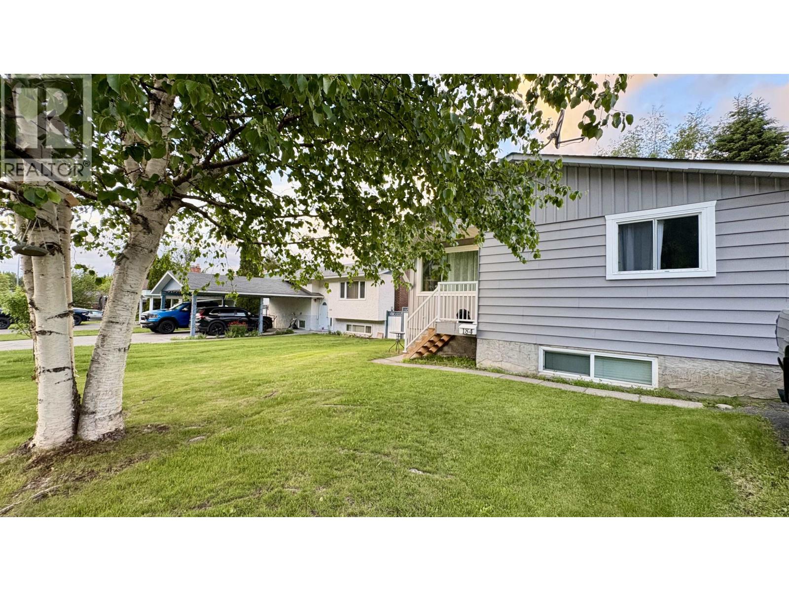 184 THACKER CRESCENT - 29