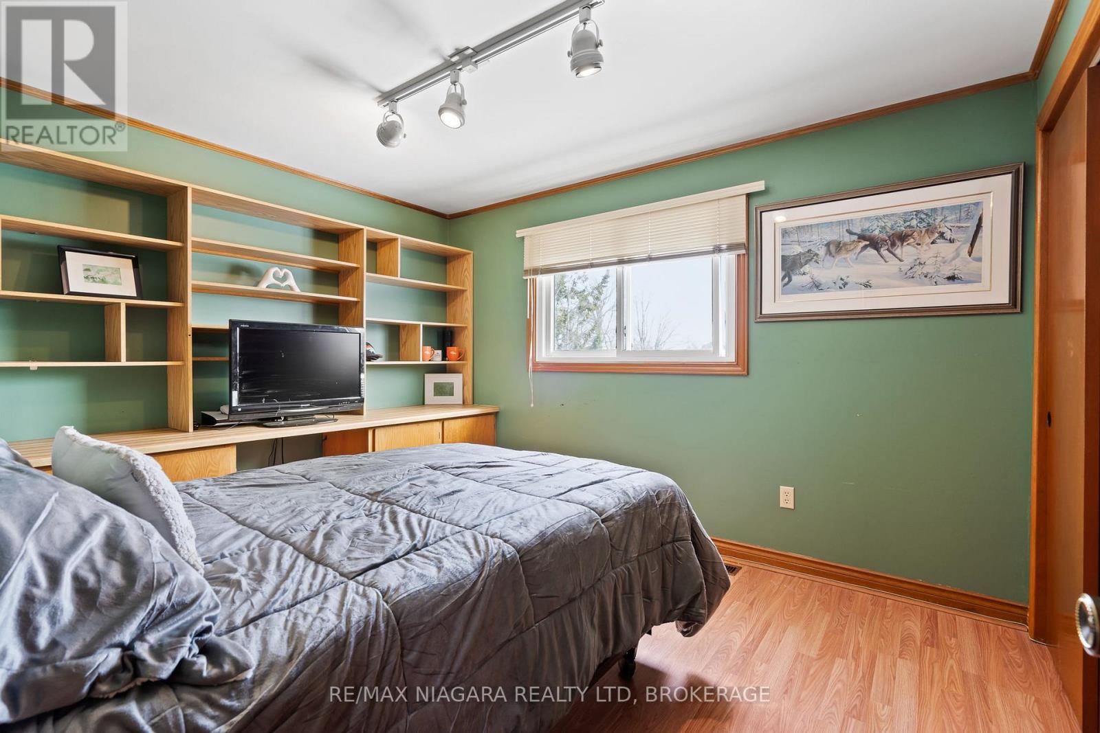 231 WEST SIDE ROAD - 25