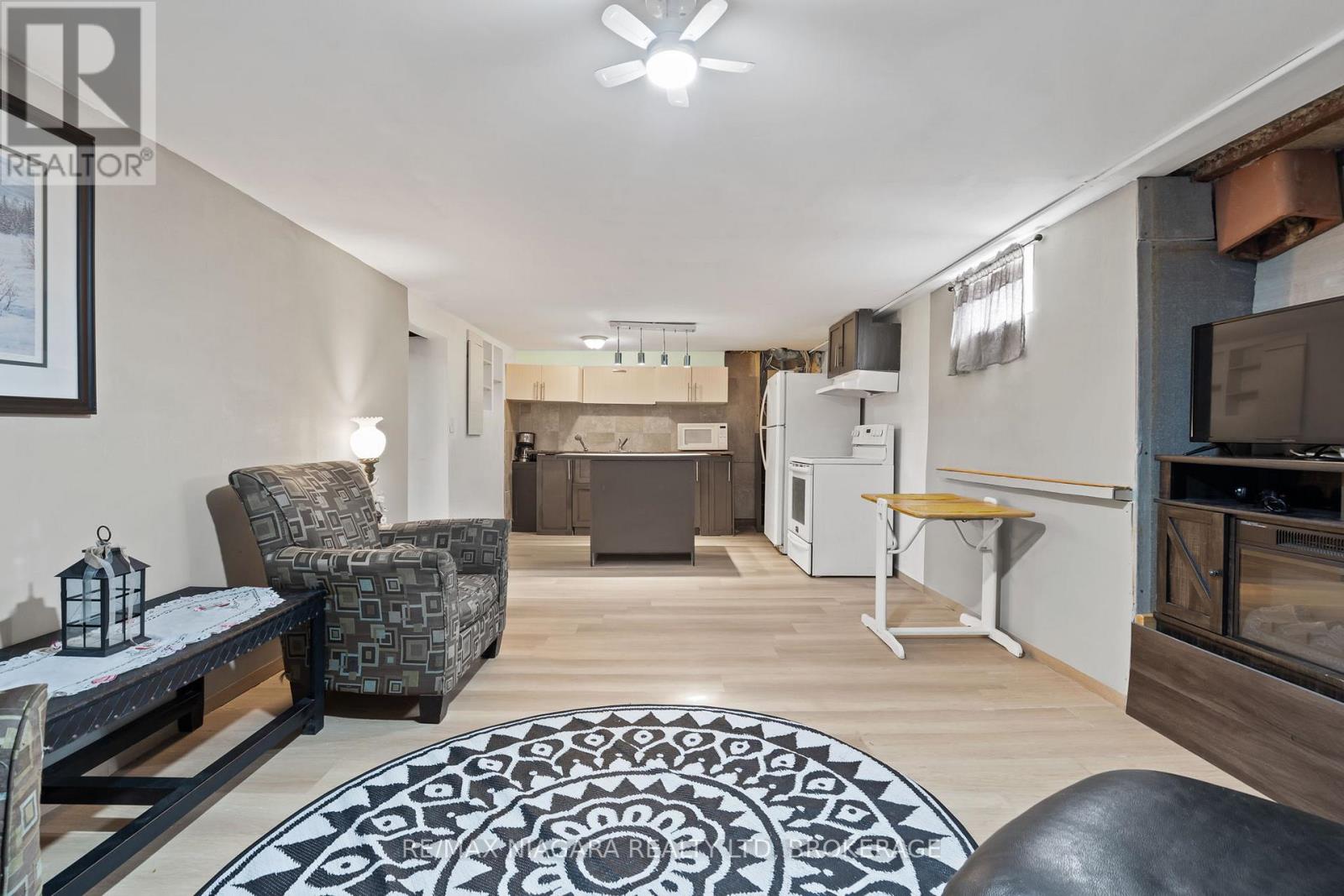 231 WEST SIDE ROAD - 28