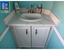 54 Quarry View Village, Port Colborne, ON L0S1R0 Photo 17