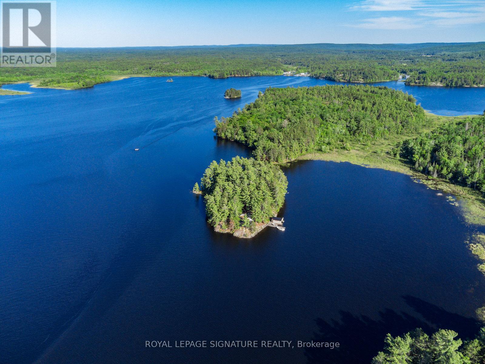 2 DAD'S REST ISLAND - 43
