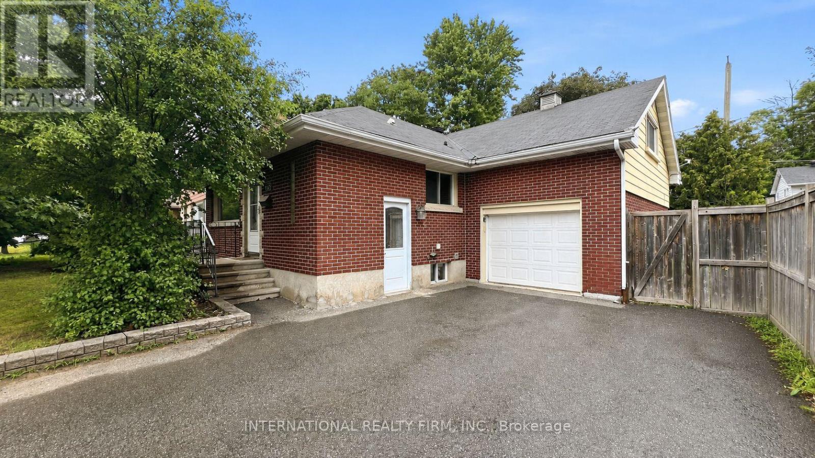 1213 ERINDALE DRIVE - 2