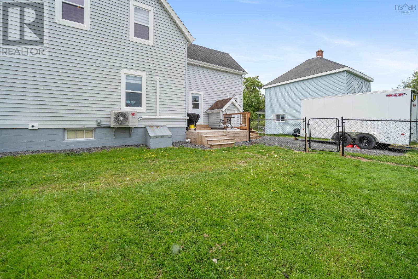 Property 37 of 49 of 1720 Acadia Avenue