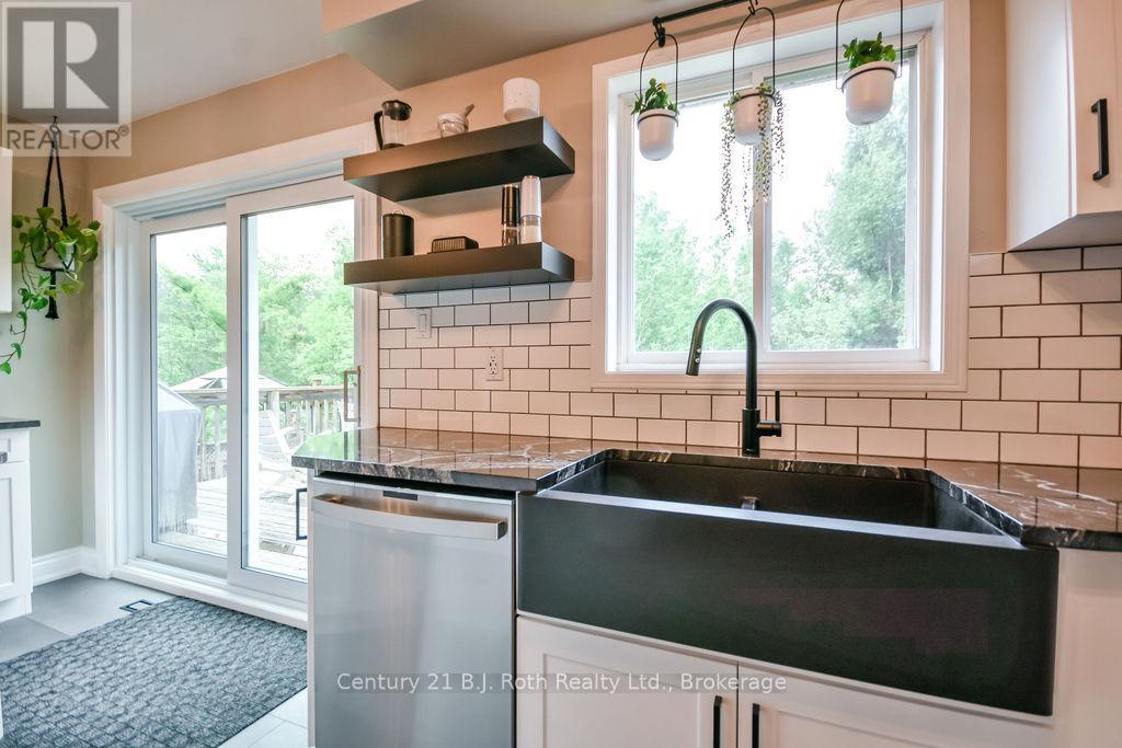 1117 CORRIE STREET - 14