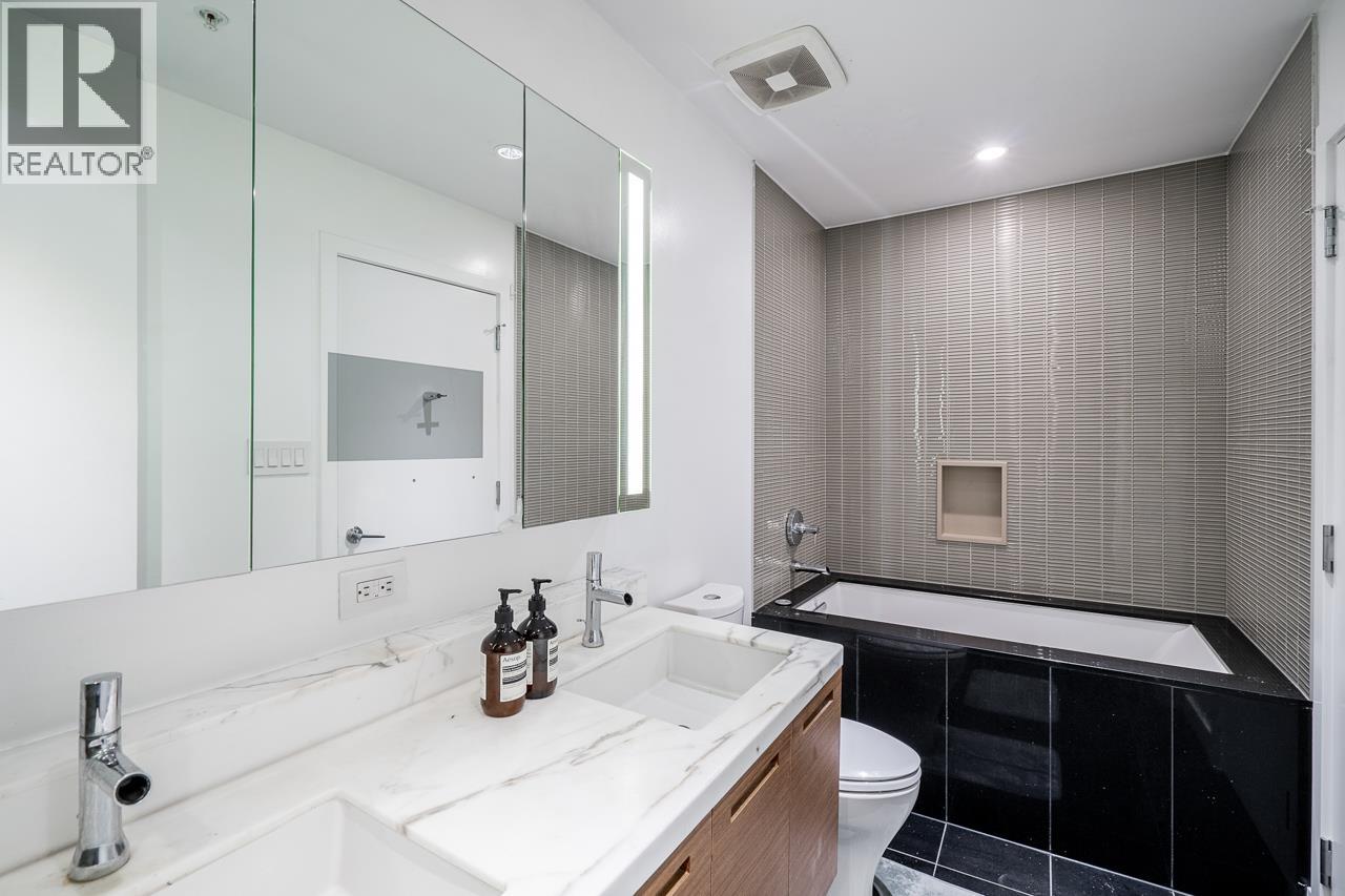 4805 777 RICHARDS STREET — photo 3