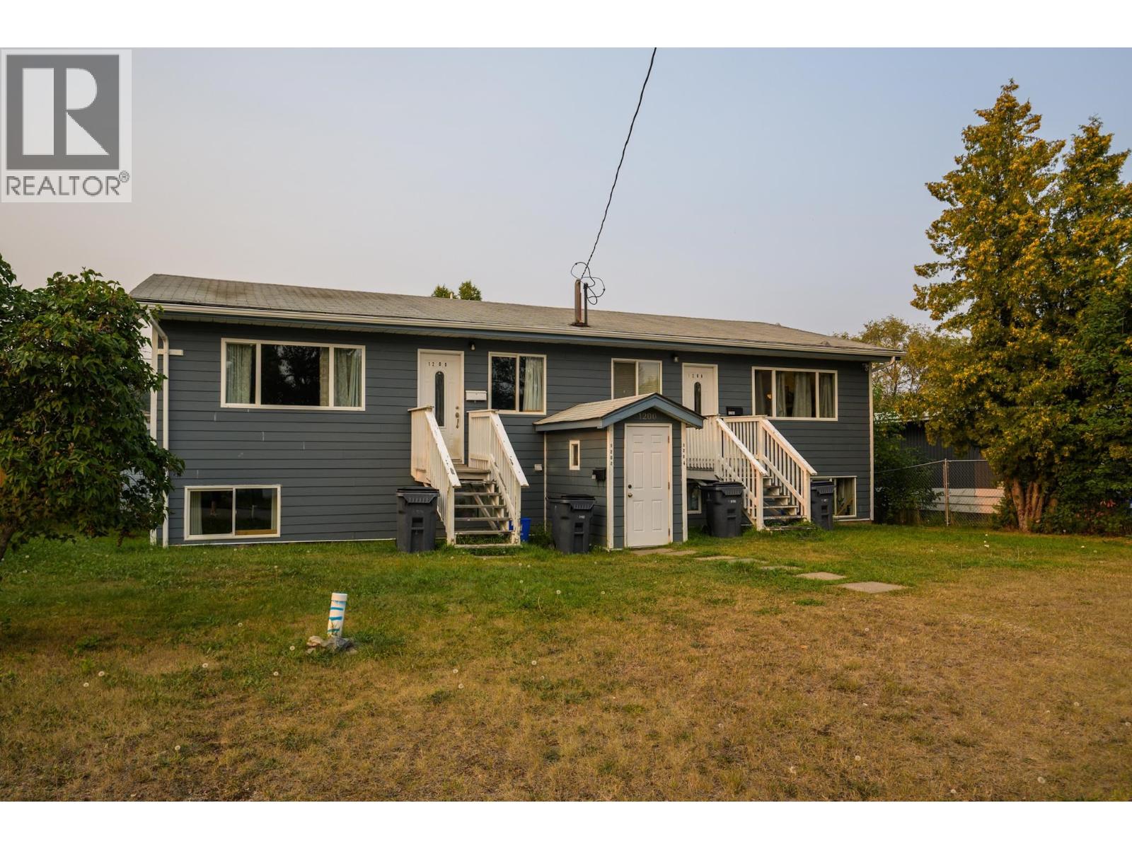 1200-1208 CUDDIE CRESCENT - 3
