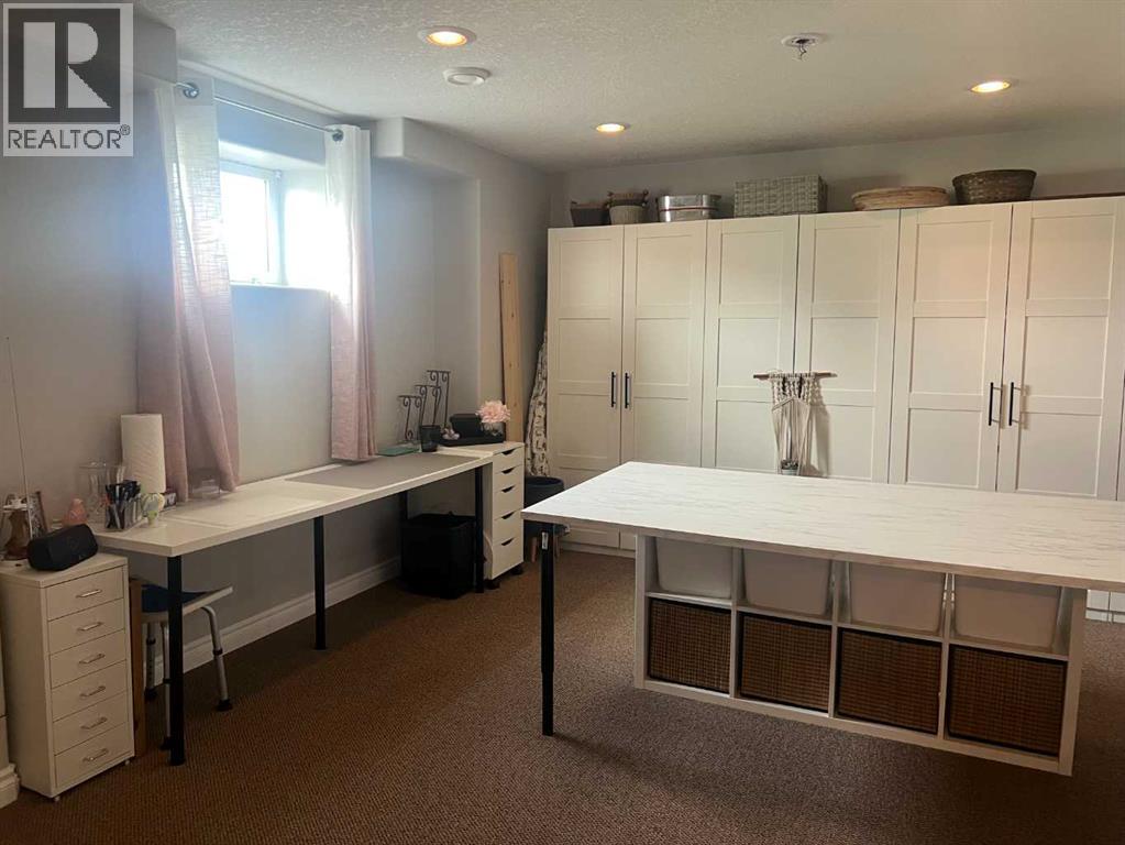 807 8A Street — photo 27