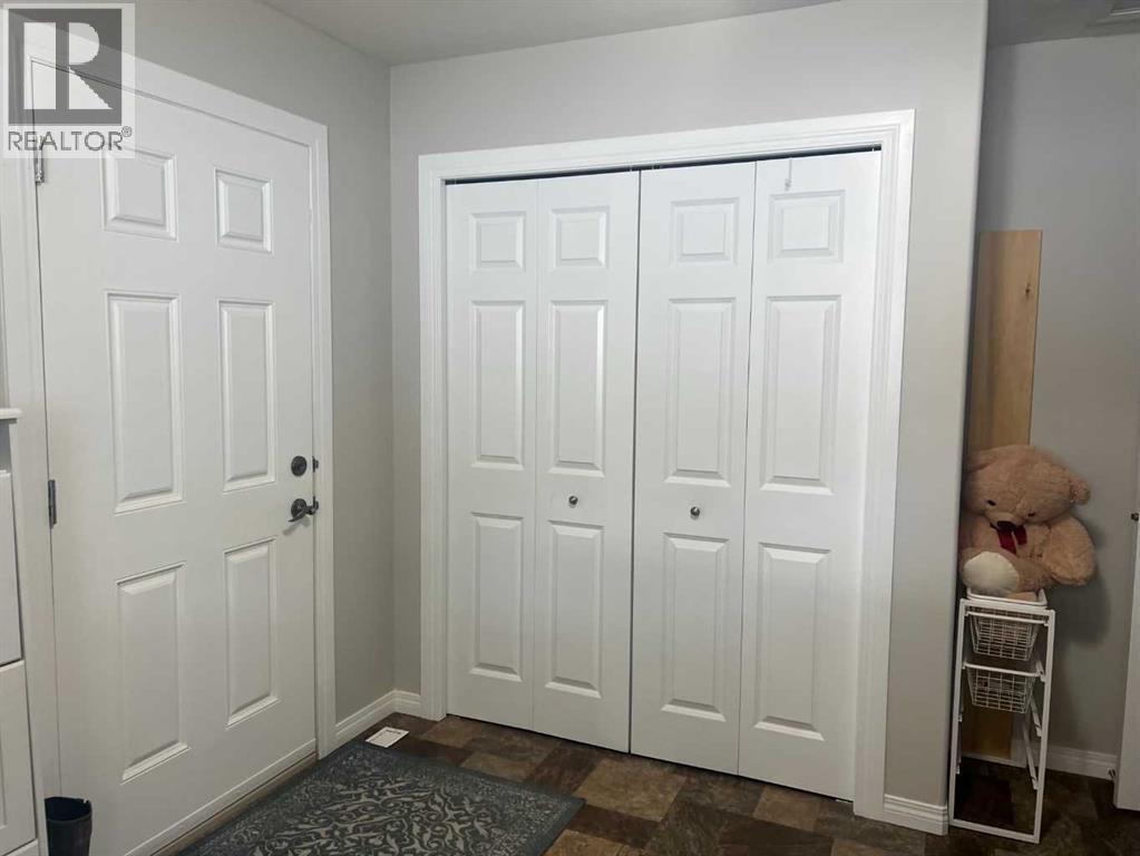 807 8A Street — photo 29