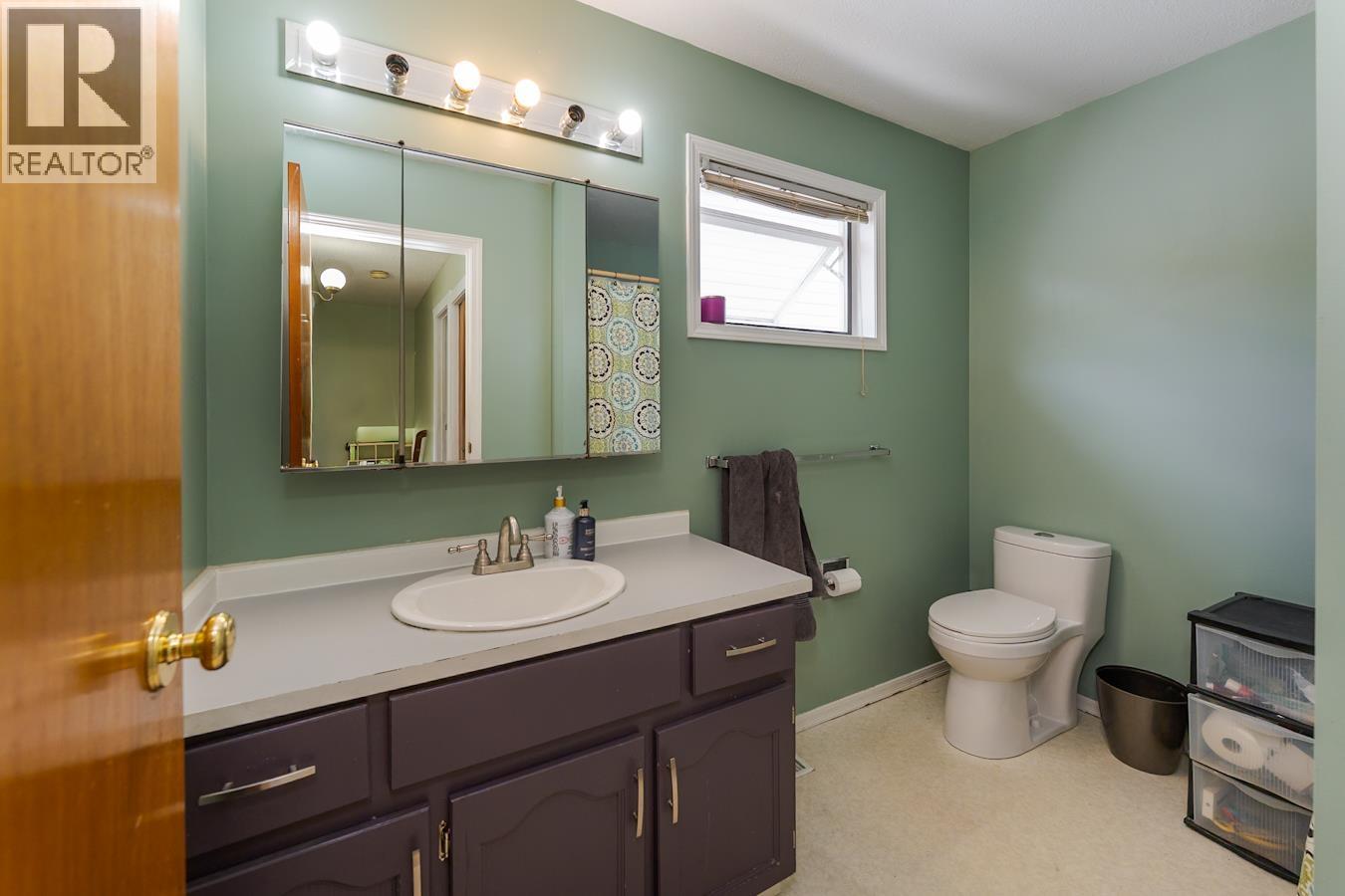 3808 GRACE CRESCENT - 20
