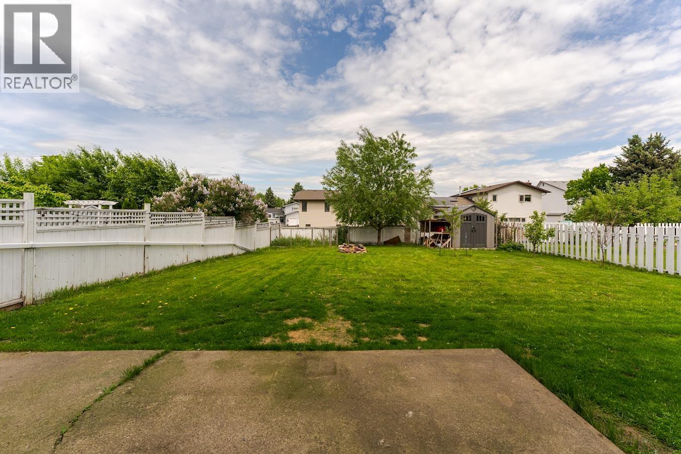 3808 GRACE CRESCENT - 31