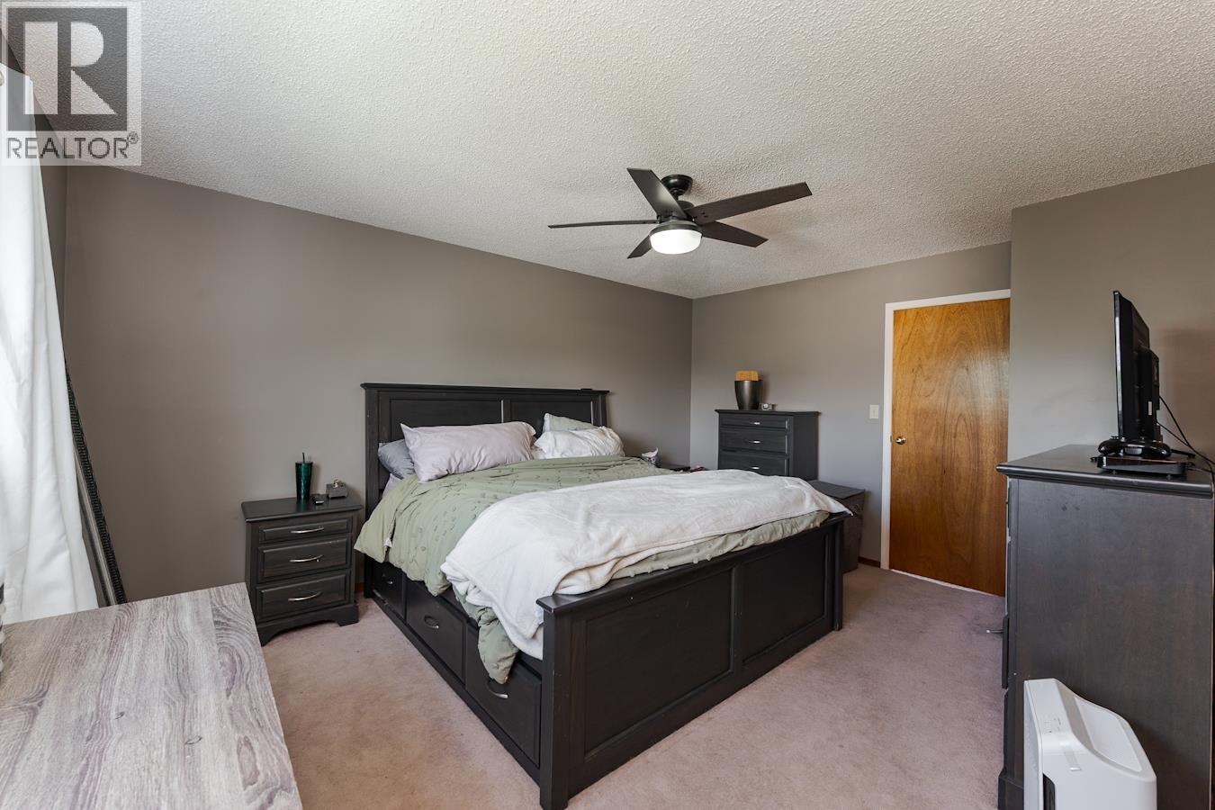 3808 GRACE CRESCENT - 14