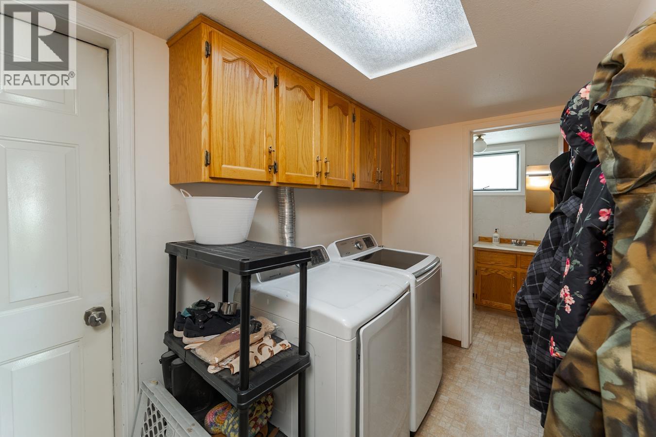 3808 GRACE CRESCENT - 23