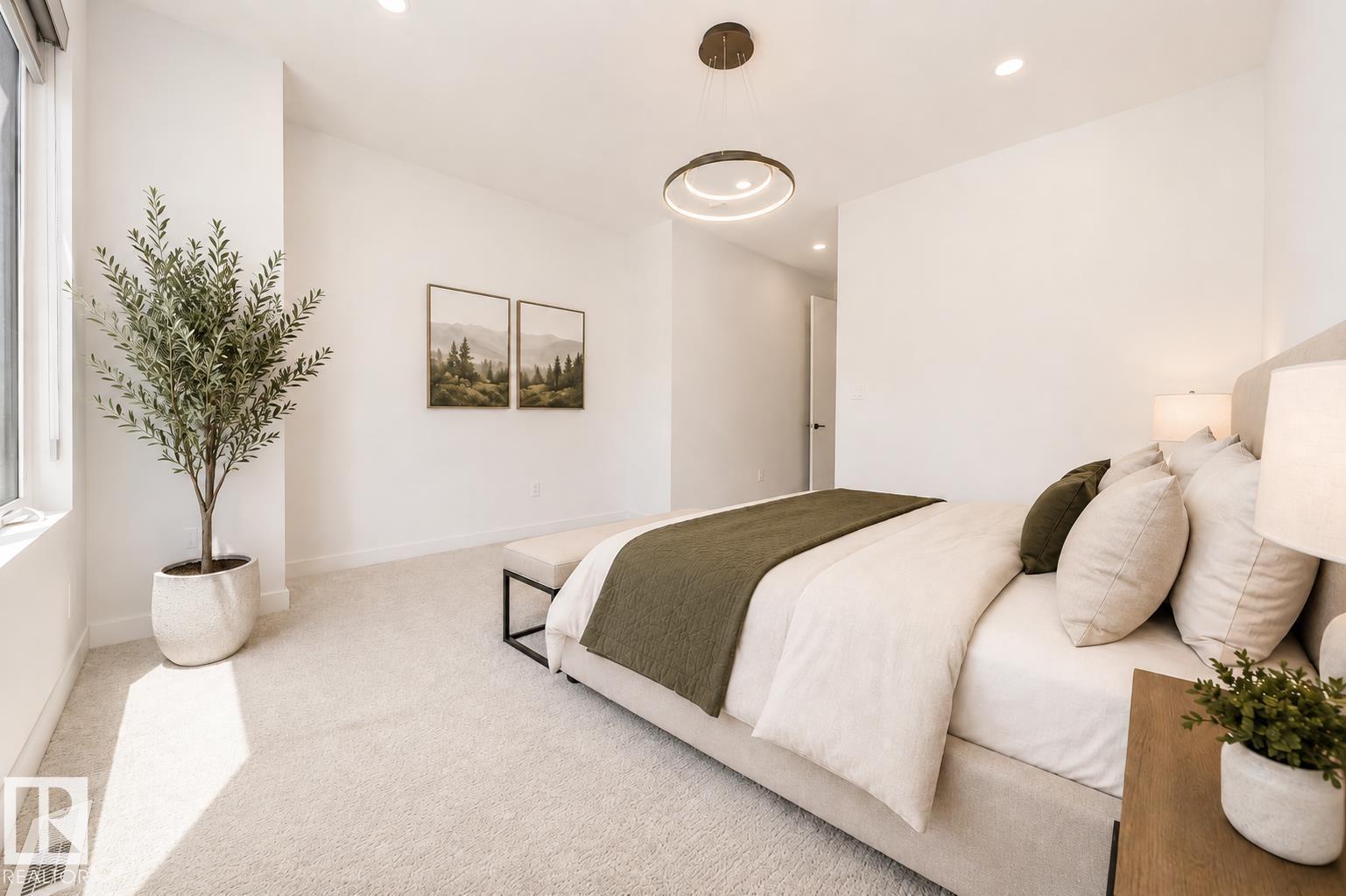 9108 117 Street NW - 21