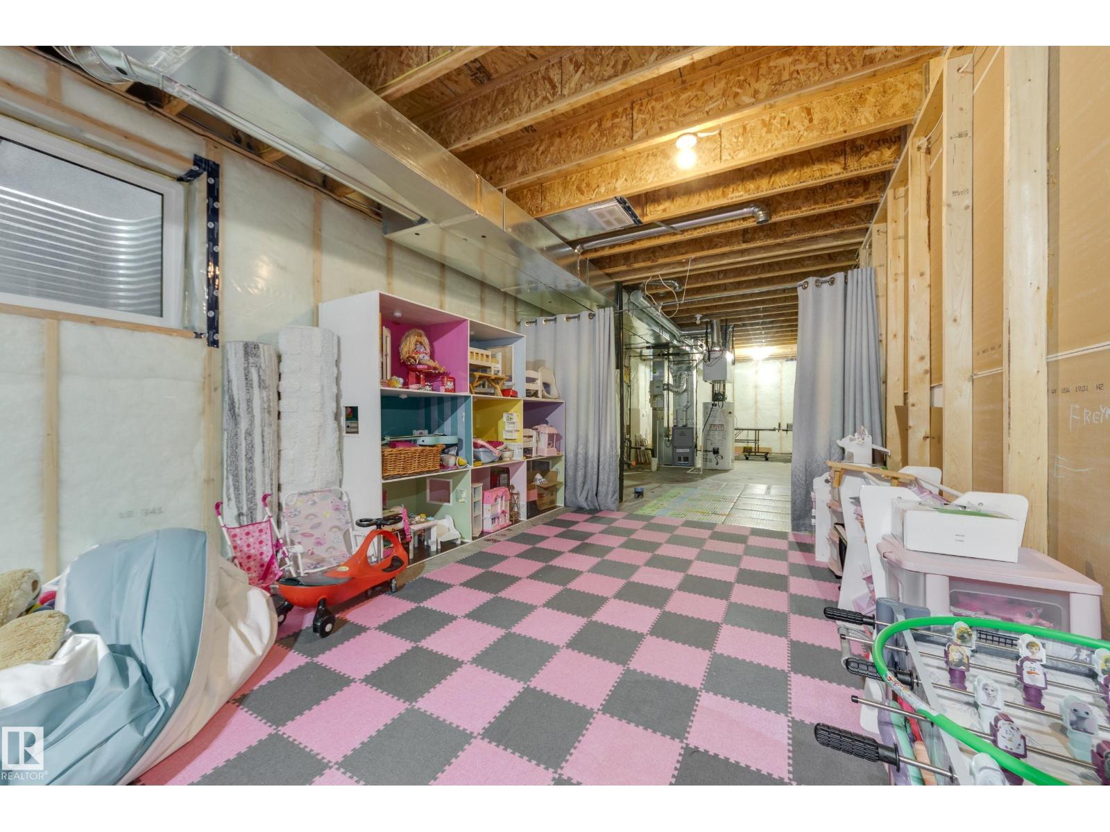 9108 117 Street NW - 34