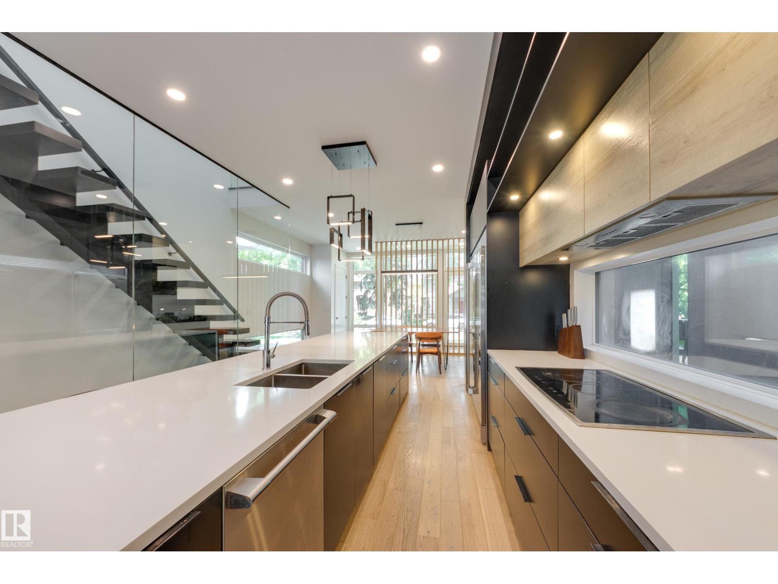 9108 117 Street NW - 8