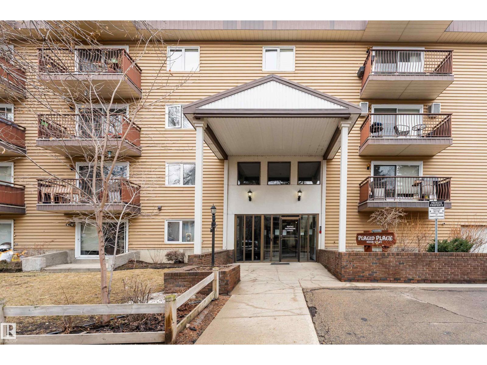 #26 10208 113 ST NW - 19