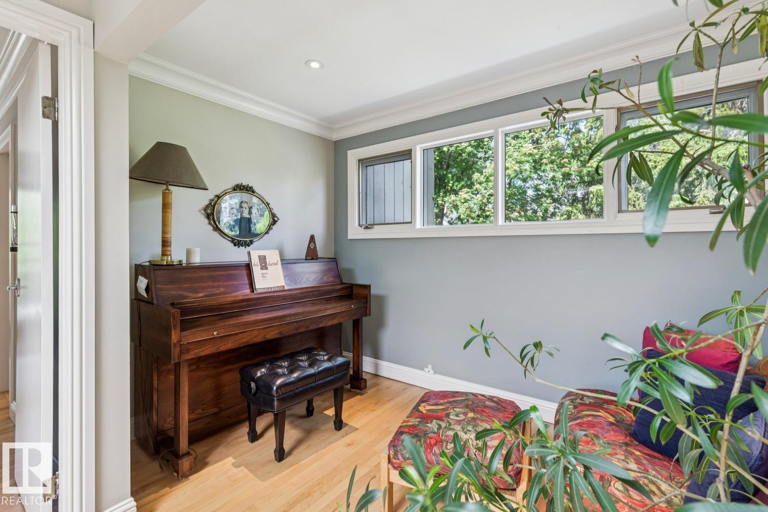 9425 97 ST NW — photo 35