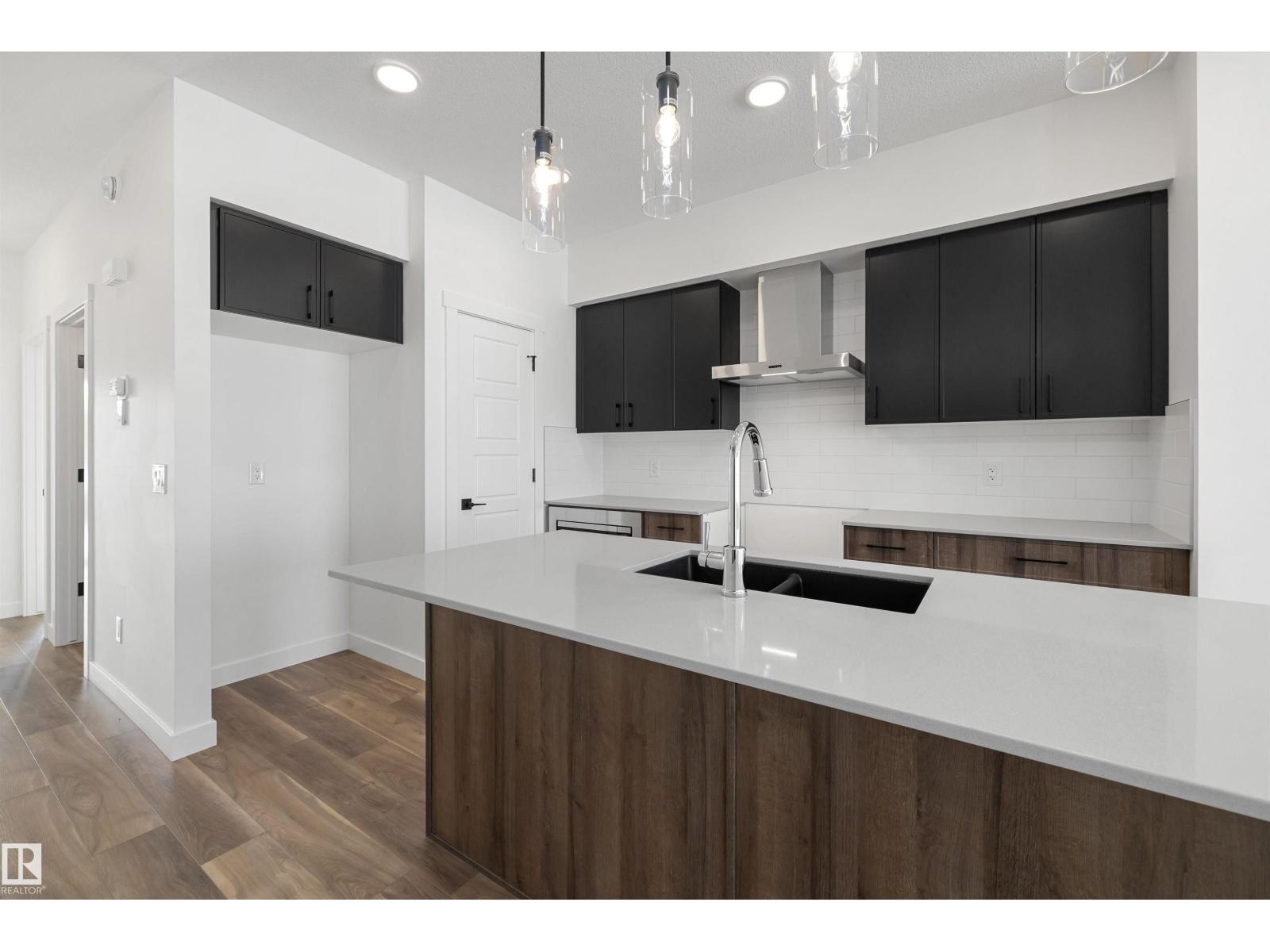 504 176 AV NE - 10
