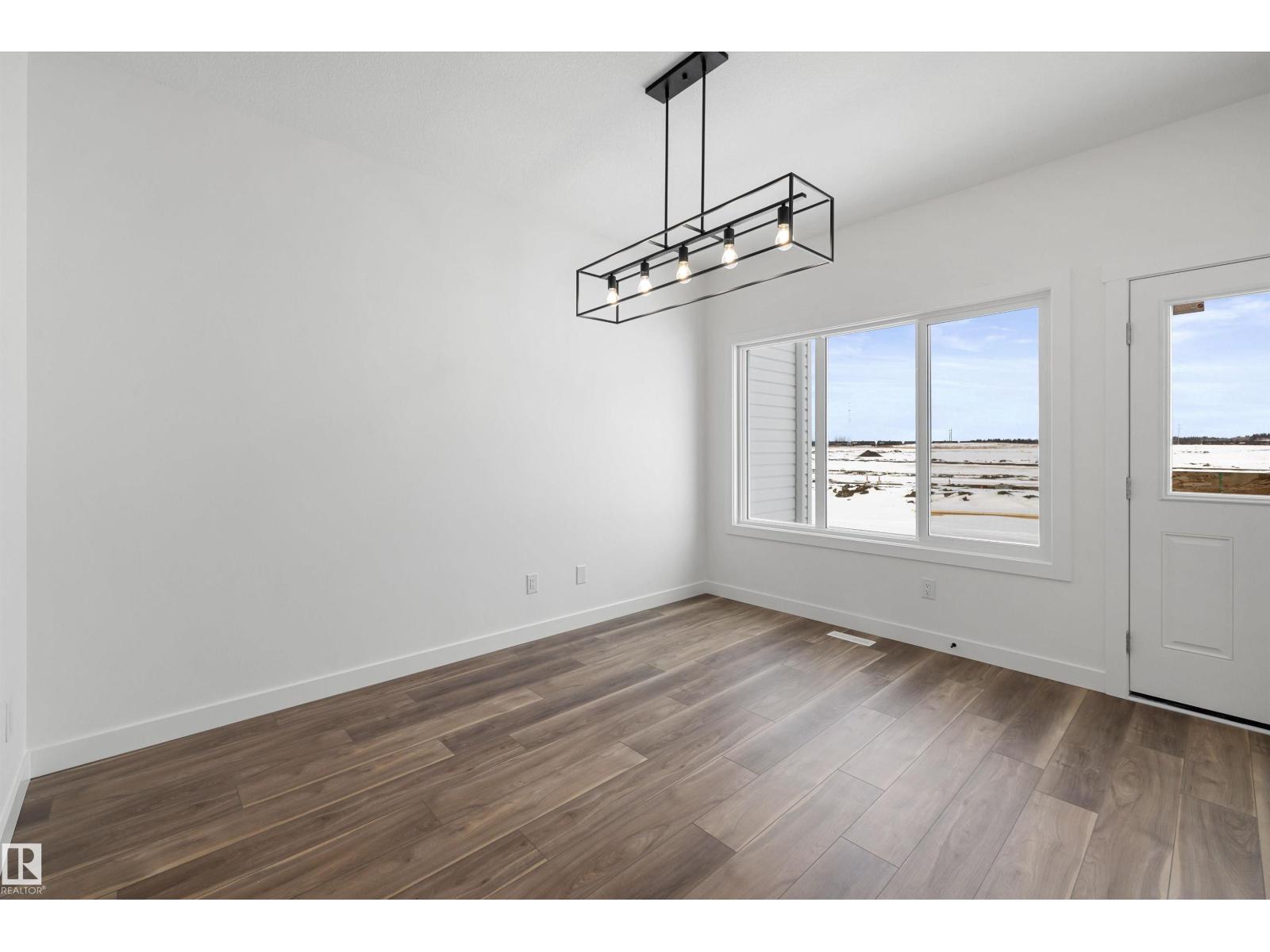 504 176 AV NE - 14