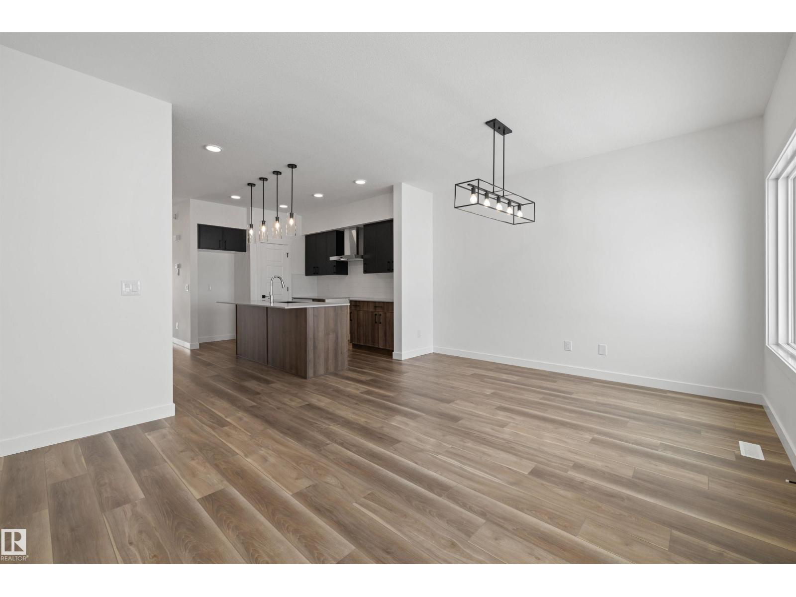 504 176 AV NE - 20