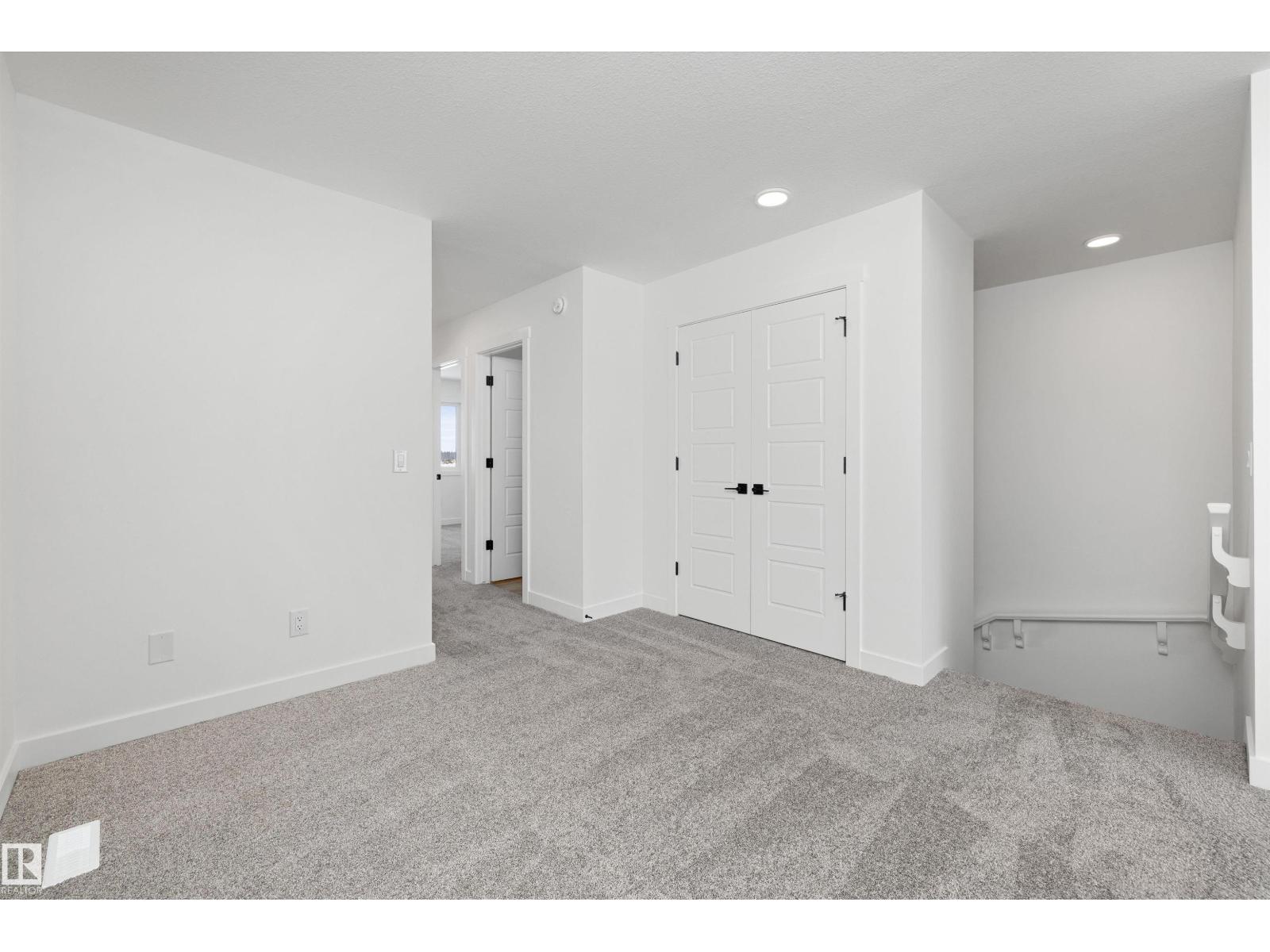 504 176 AV NE - 22