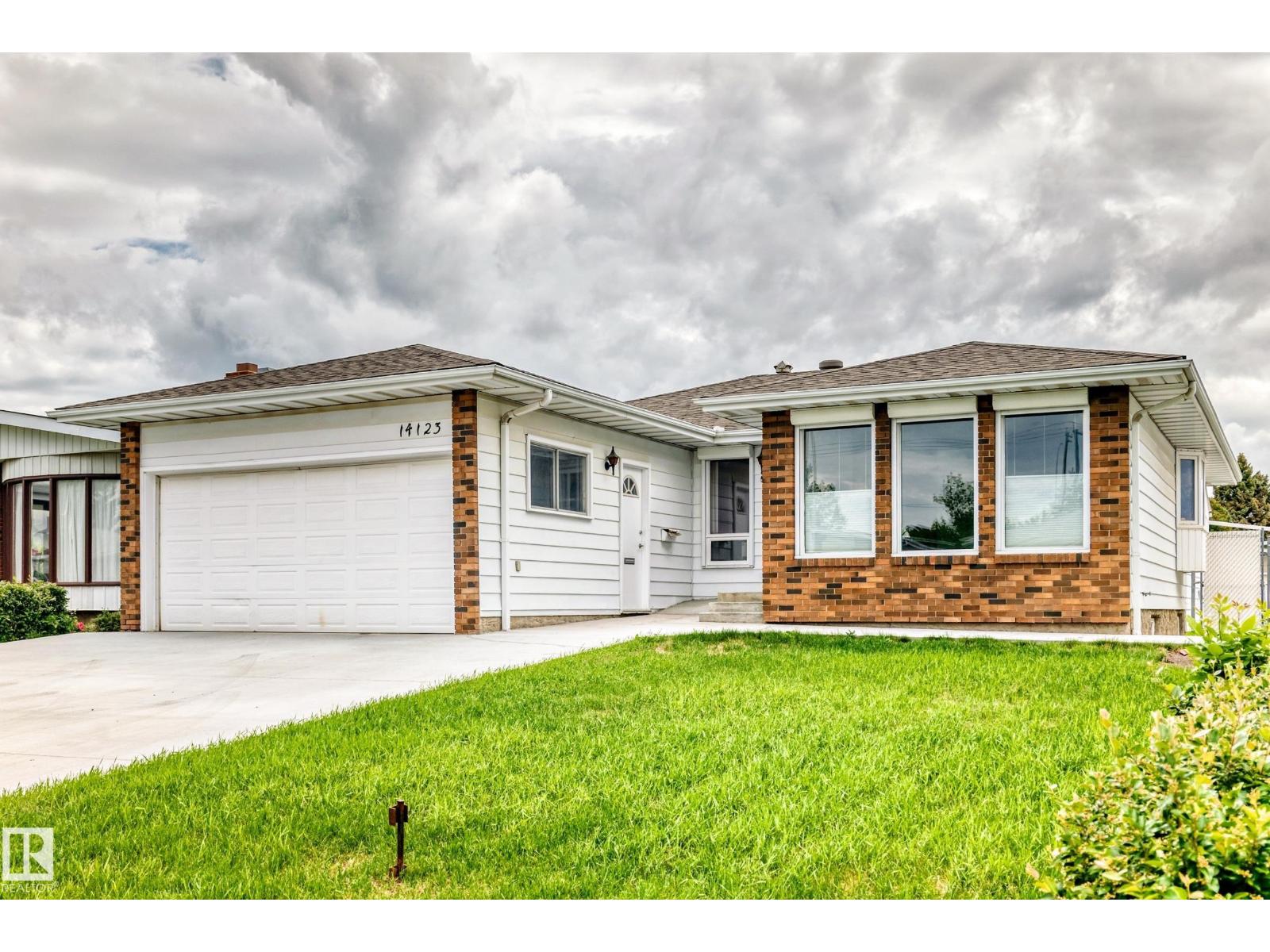 14123 96 ST NW - photo 3